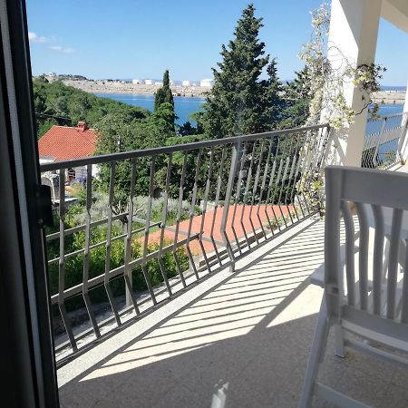 אומיסאליי Apartments 4U מראה חיצוני תמונה